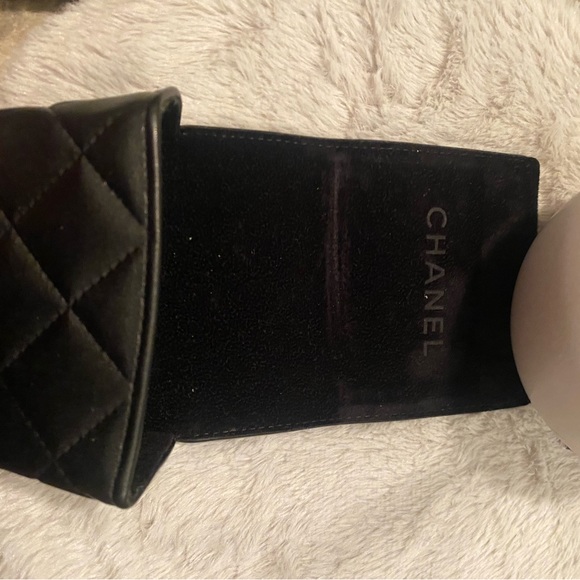 CHANEL folding Sunglass case for folding sunglasses - Picture 3 of 3